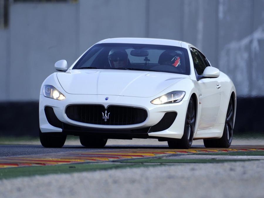  Maserati GranTurismo MC Stradale 2010 года  (фото 10 из 119)